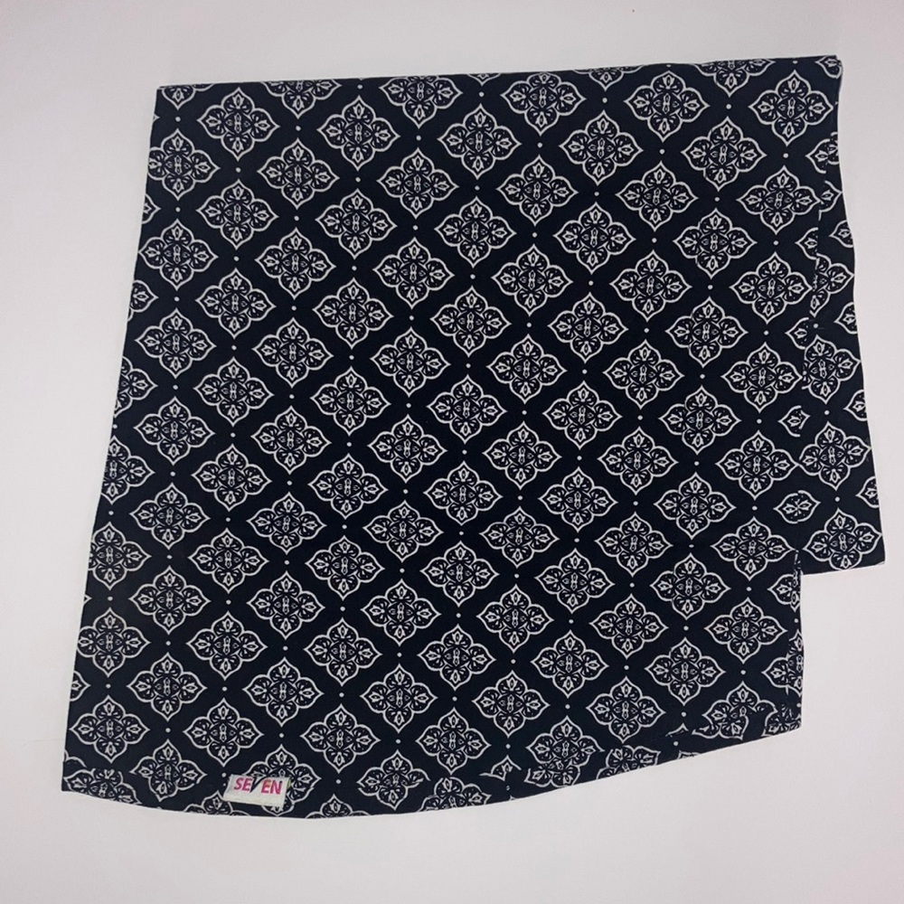 Seven Slings LLC The Original Pouch Sling Black Magic Boho Print NWOT Seven Baby